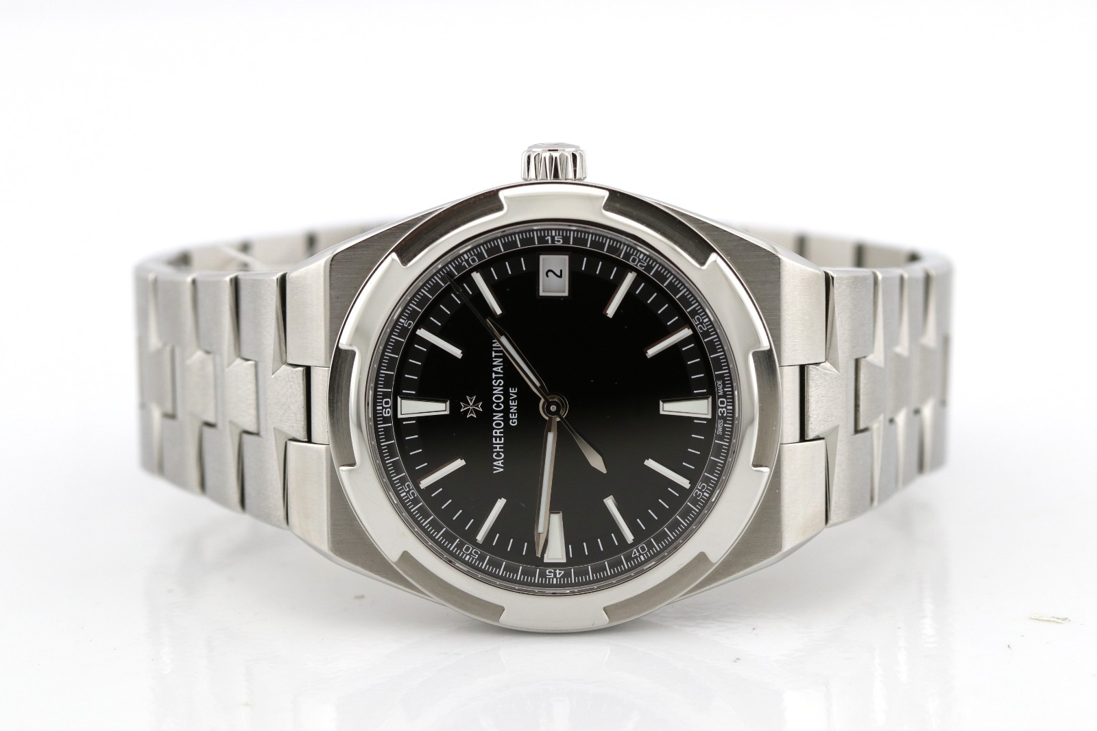 Vacheron Constantin 2026 CPO Overseas Black Dial 41mm Watch 4500V/110A-B483