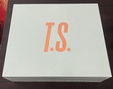 Taylor Swift THE LIFE OF A SHOWGIRL CREWNECK FANS FIRST BOX SET Size S IN HAND