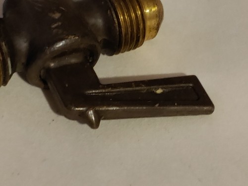 VINTAGE BRASS  SHUTOFF VALVE - LOT ( 4 ) as shown - un tested - Picture 11 of 12