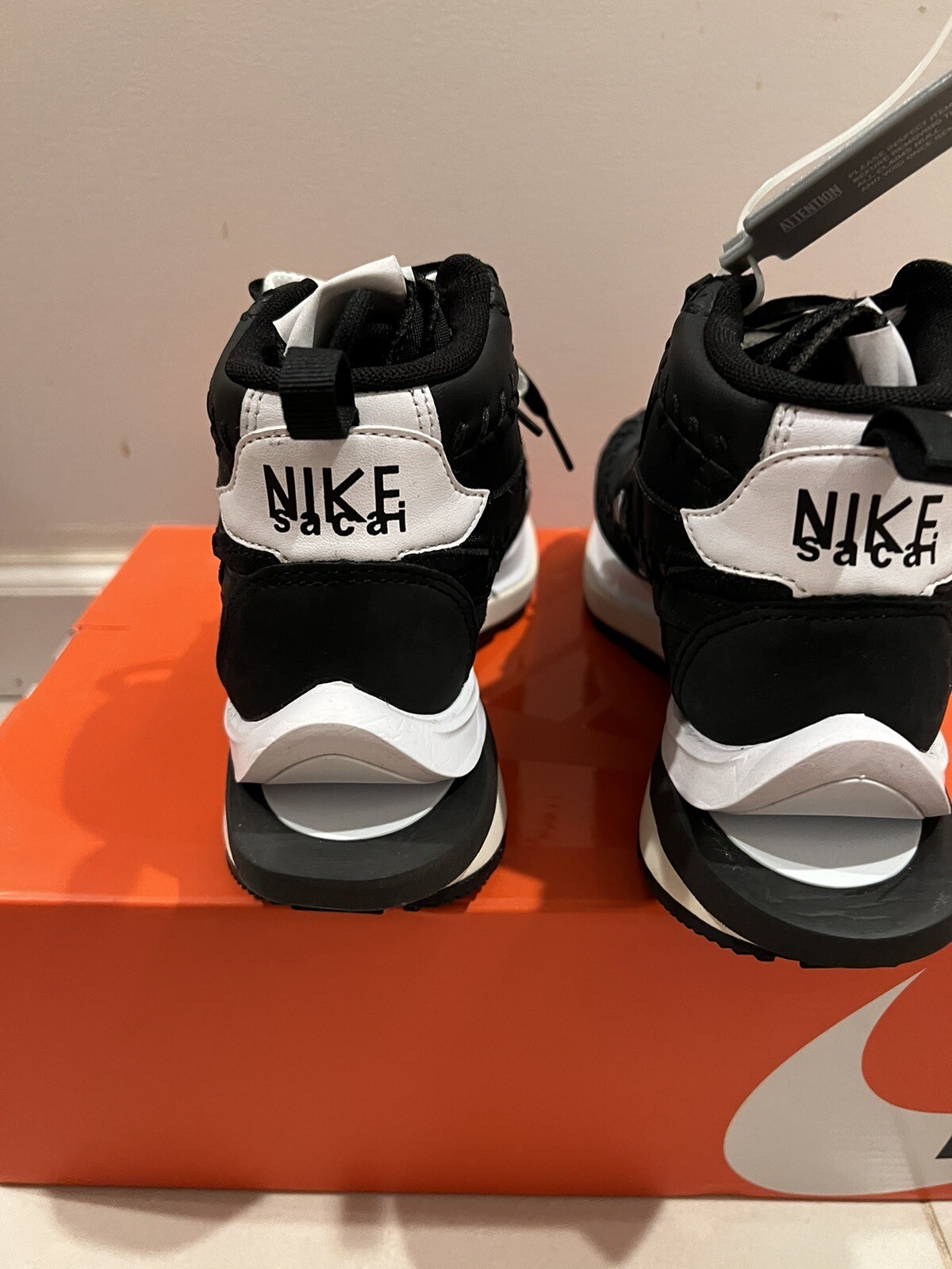 SACAI X NIKE Nike VaporWaffle x Sacai x Jean Paul Gaultier nere taglia 5 spedizione in giornata