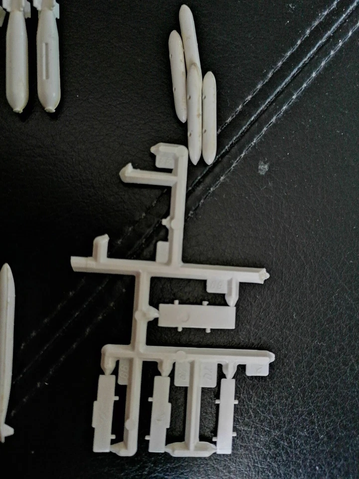 Missili aerei Monogram altro plastica vintage lotto misto - Immagine 4 di 4