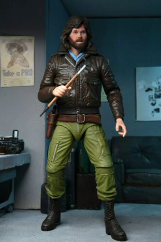 The Thing – R.J. MacReady Ultimate v2 (Station Survival) 6" Action Figure - Picture 9 of 14