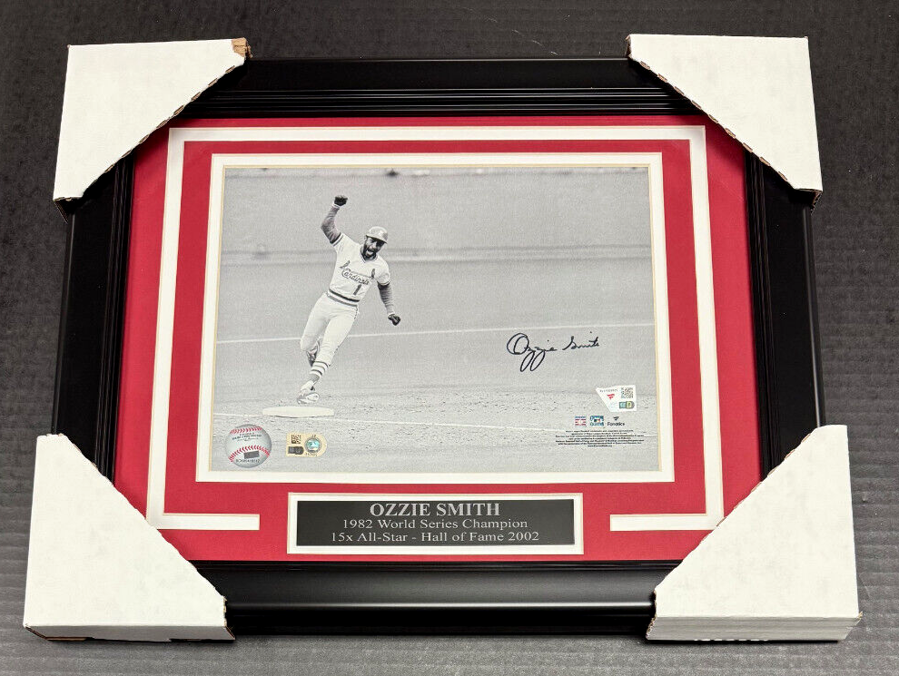 Ozzie Smith Autographed Signed CARDINALS FRAMED 8X10 PHOTO FANATICS AUTHENTIC 
