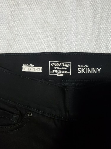 Signature by Levi Strauss & Co. Gold Label Women's Totally Shaping Pull-on B9 - Picture 4 of 7
