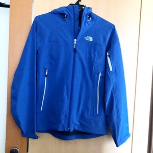 north face impermeavel