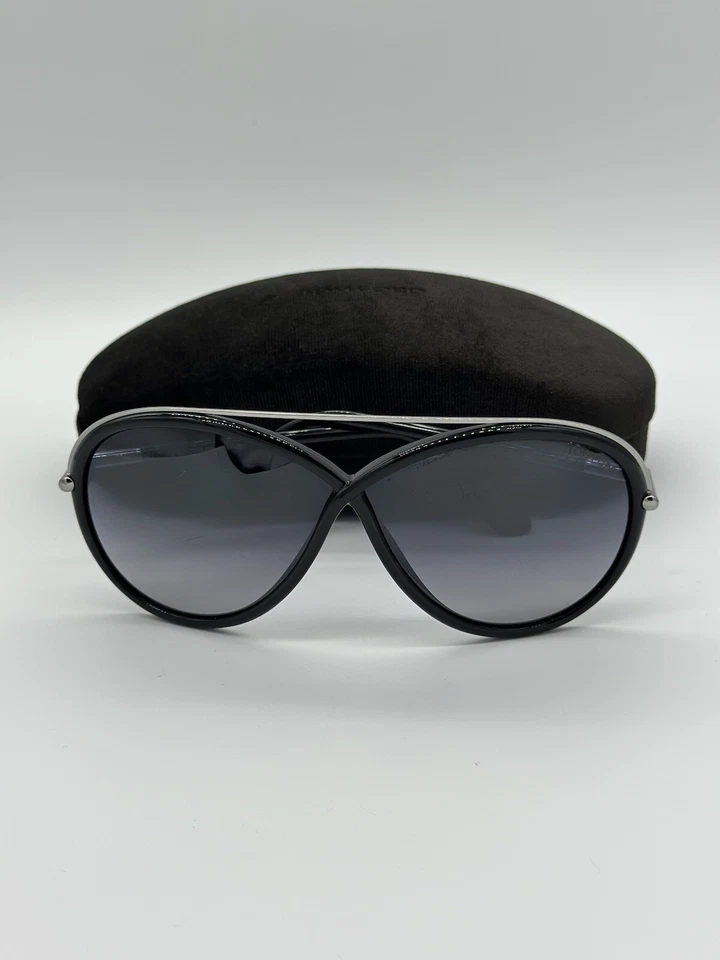 Gafas de sol Tom Ford "Tamara" TF 454 01C negras lentes degradadas azules/grises 64-5-130 Foto 2 de 4