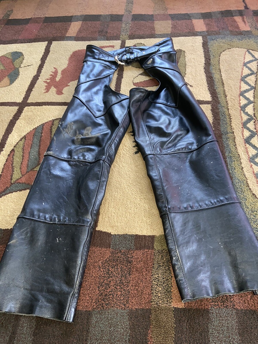 Harley-Davidson レザー チャップス 98090-07VA Harley-Davidson® Men's Bar & Shield Stock Leather Chaps