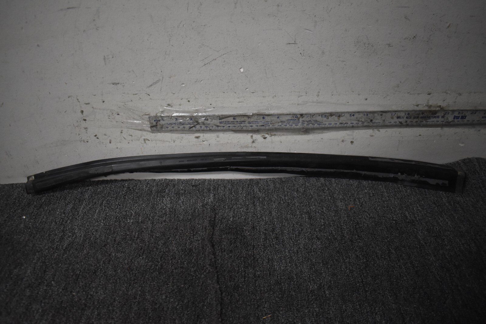 2014-2016 MASERATI GHIBLI BOOT CABLE GUIDE FACTORY OEM