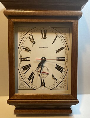 Vintage Howard Miller Clock Model 613-239 Quartz Wooden Wall Brown