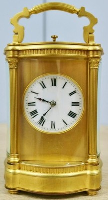 Atemberaubende antike französische 8 Tage vergoldete Messing gebogenes Glas Repetier Kutschenuhr