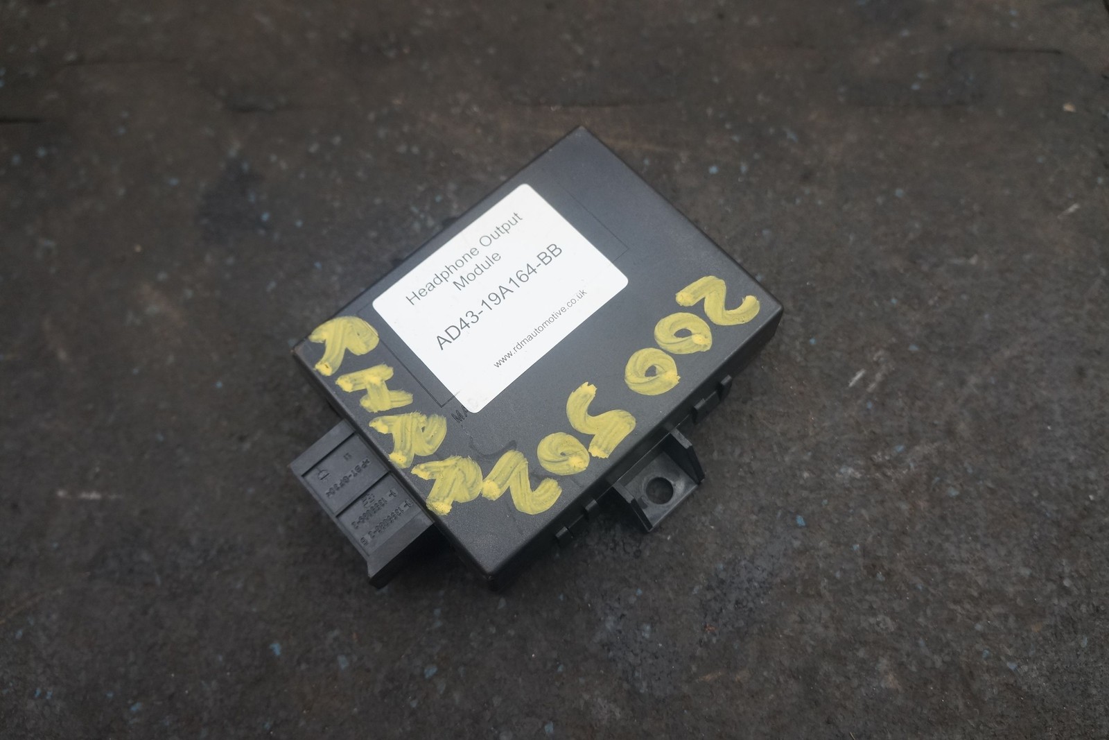 Headphone Output Audio Module ECU AD43-19A164-BB OEM Aston Martin Rapide 2014