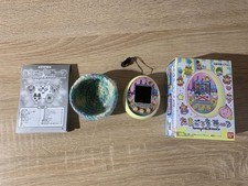 tamagotchi 6956 Tamagotchi Meets Sweets Yellow Japan