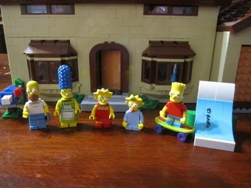 LEGO - La Casa de los Simpson (2523 piezas) #71006 Foto 3 de 4
