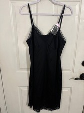 Vanity Fair 22 Inch Black Lace Full Slip 38 bust-NWT