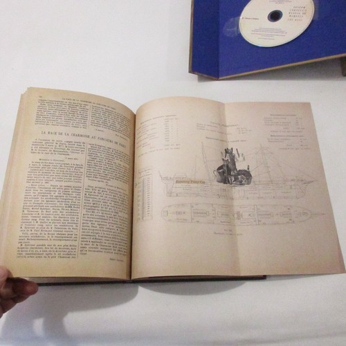 Joseph Cornell Manual of Marvels Vintage Fine Art Interactive Collage Books & CD - Foto 8 di 17