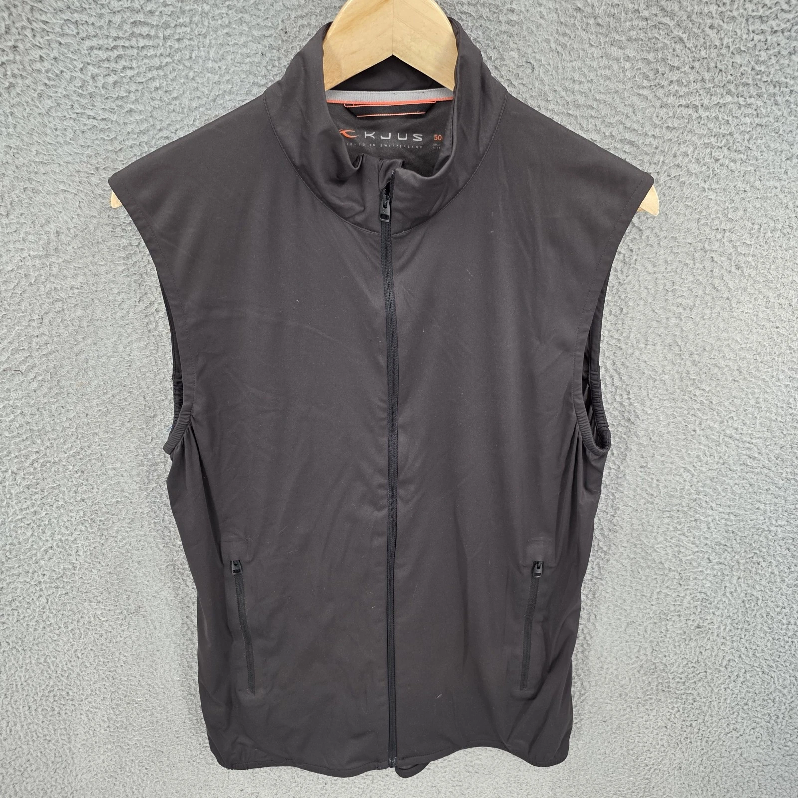 Kjus Vest Mens Medium Black Dorian Lightweight Full Zip Golf