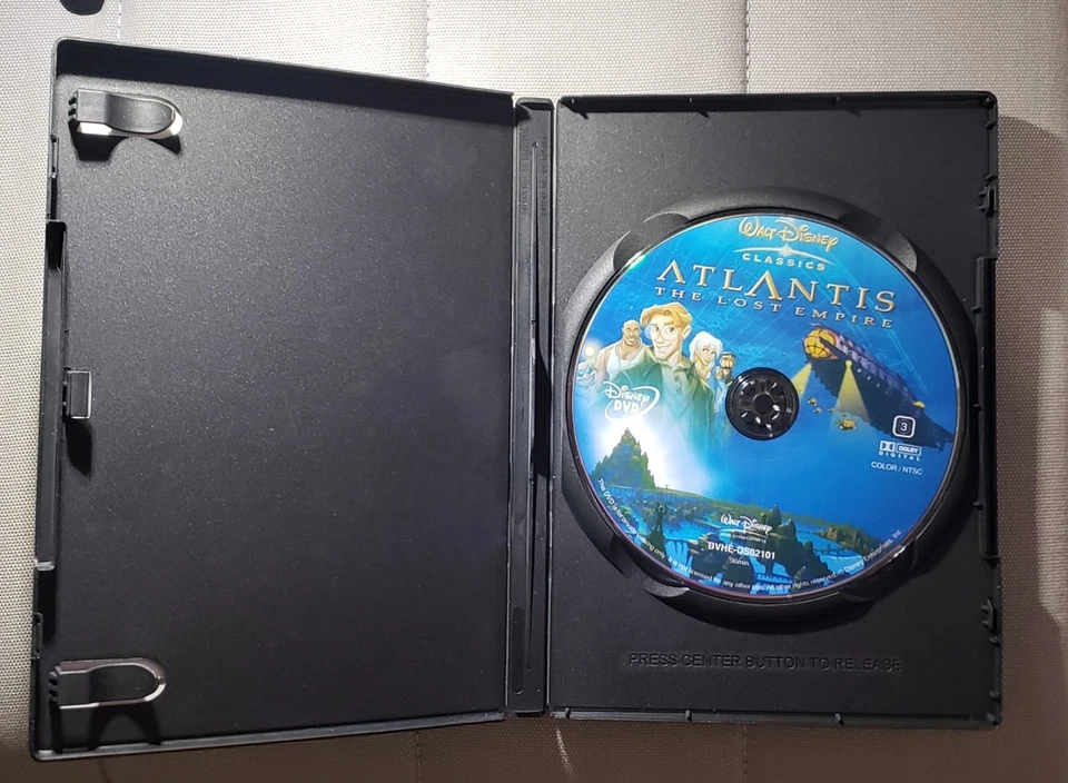 Walt Disney Atlantis The lost empire DVD cantonese 粤語 Hong Kong version  Foto 2 de 3