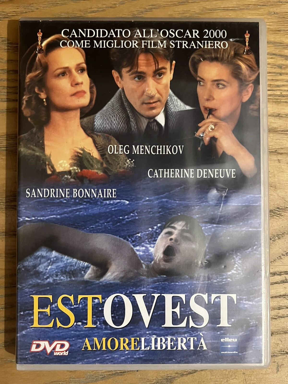 Foto 1 di 3