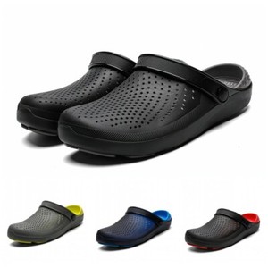mens beach clogs