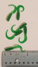 Grubs - 2 1/2" curly tail "Green/Yellow Glitter" 1000 pack fishing crappie bass