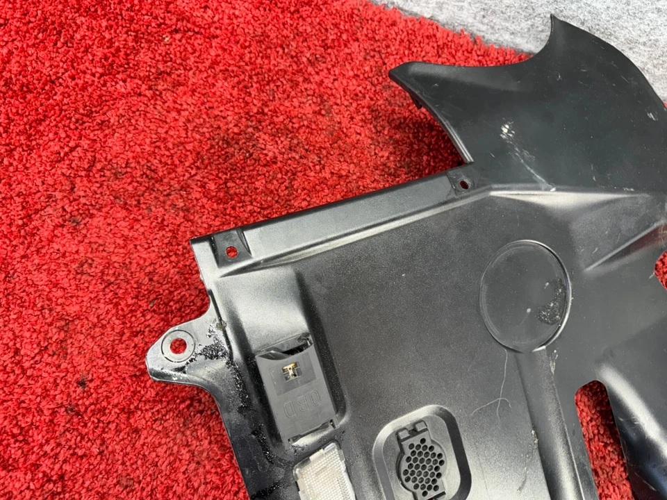 Cubierta del panel inferior delantero izquierdo del lado del conductor BMW 1999-2006 E46 M3 FABRICANTE DE EQUIPOS ORIGINALES Foto 4 de 4