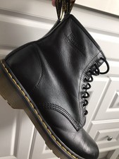 dr martens icon 2216