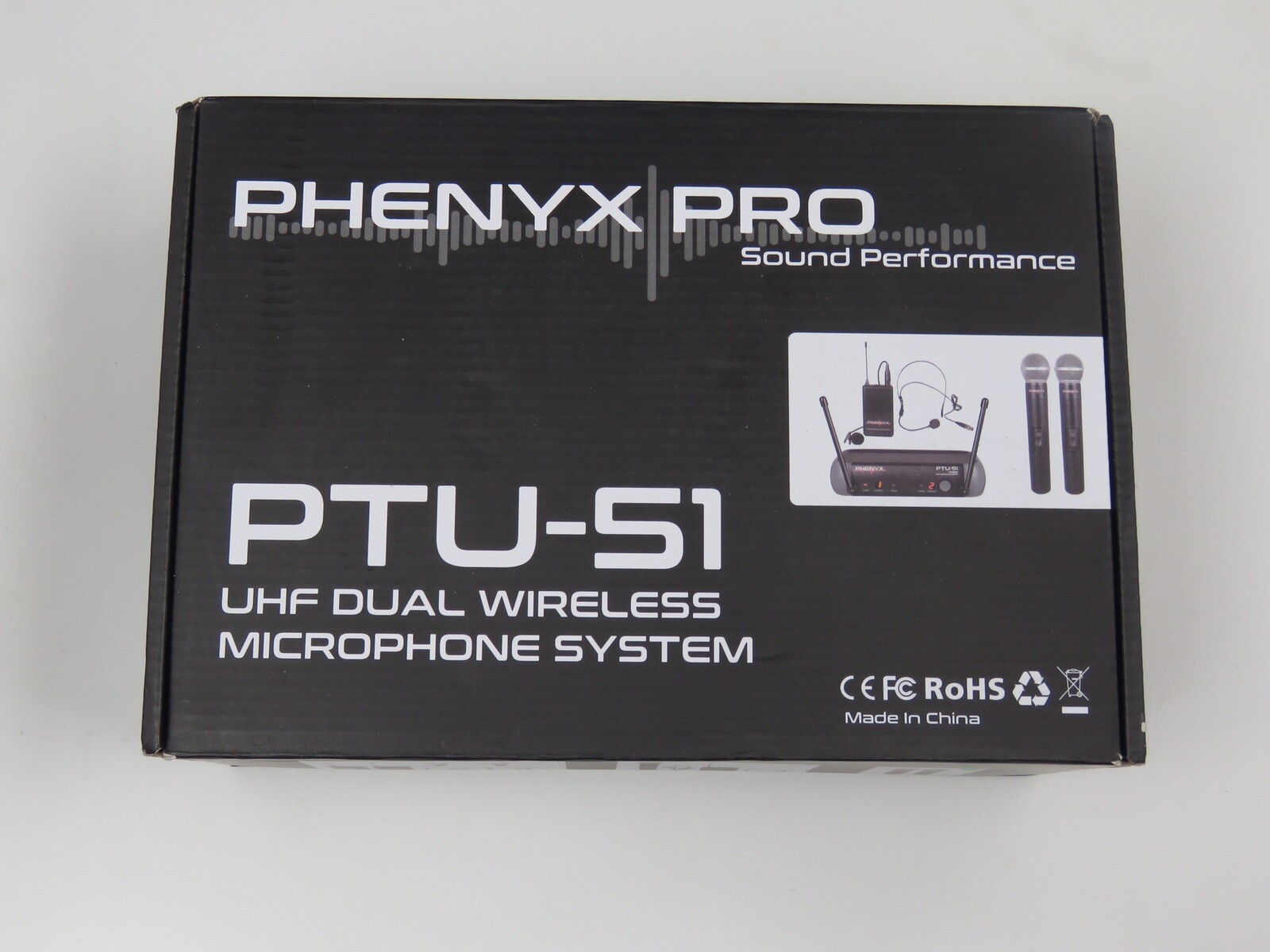 PTU-51 UHF DUAL WIRELESS Handheld MICROPHONE SYSTEM Two Microphones PTU-51 UHF DUAL WIRELESS Handheld MICROPHONE SYSTEM Two Microphones