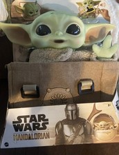 Star Wars The Mandalorian Baby Yoda 11" Talking Plush w/ Bag NEW