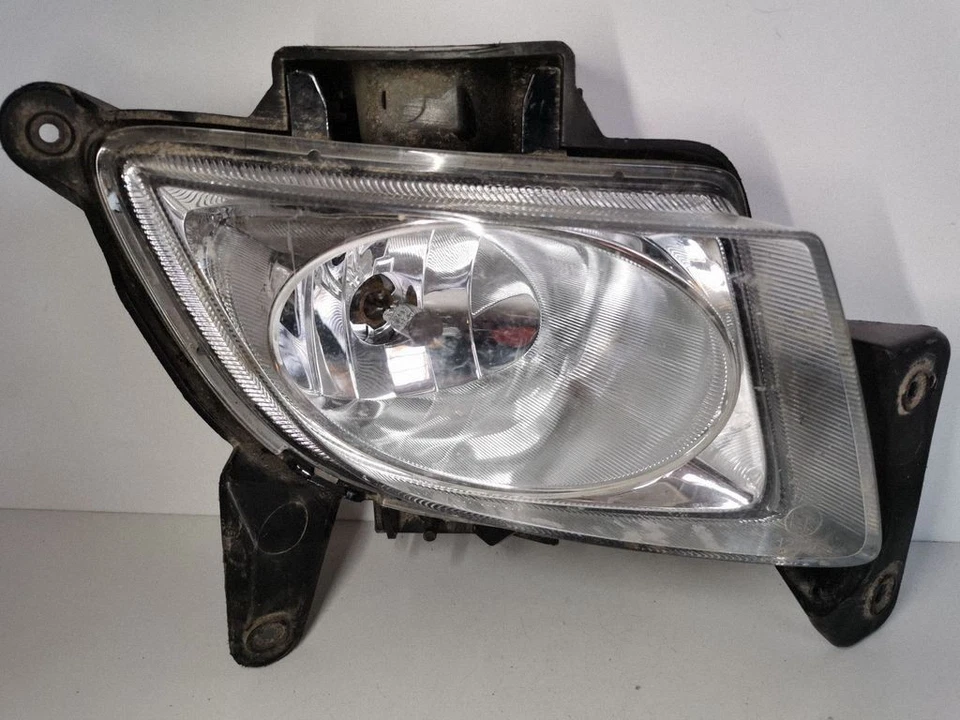Hyundai i30 2009 Rechts Nebelscheinwerfer vorne 17128602 ATZ1549 - Bild 1 von 4