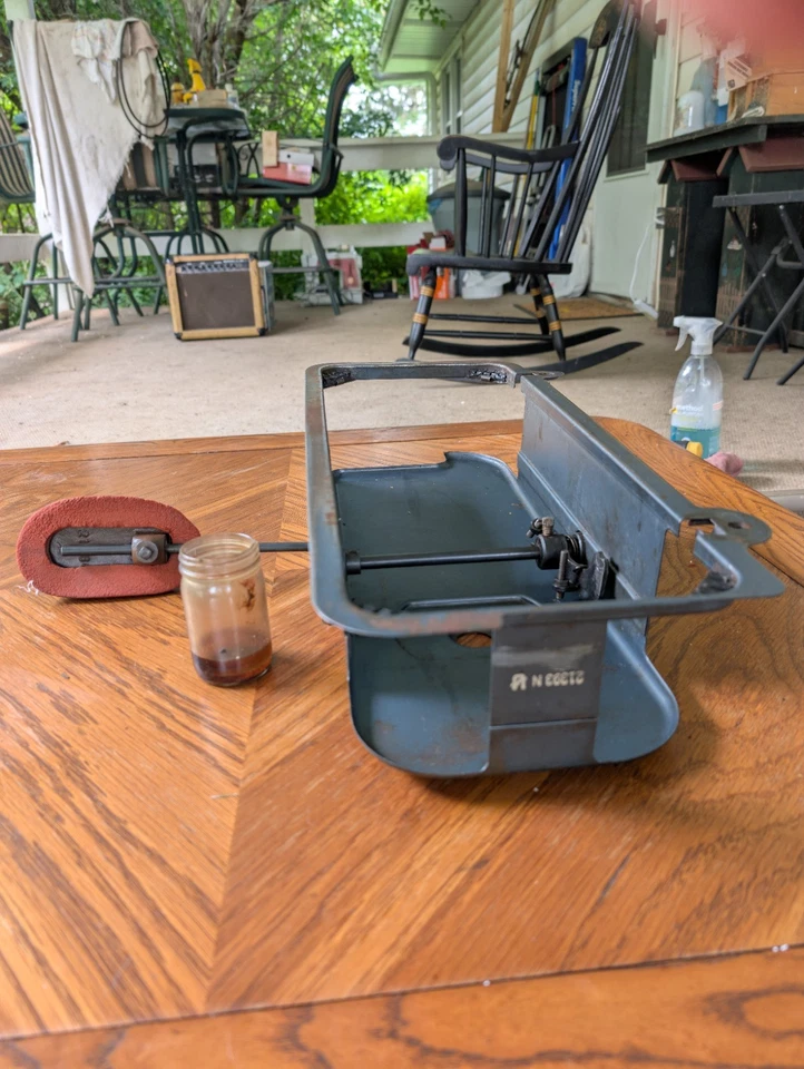 Sartén de goteo de aceite para máquina de coser Industrial Union 21393 N Plus pie 63400 Foto 2 de 4