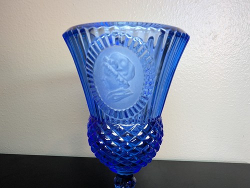 Copa de vidrio azul cobalto vintage AVON Fostoria Martha Washington - Imagen 3 de 14