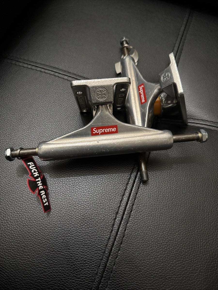 Supreme Independent Skateboard Truck Set (set of 2) Size 149