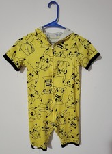 Pok mon Pikachu One Piece Hooded Yellow Outfit Size Youth Small 6/7 