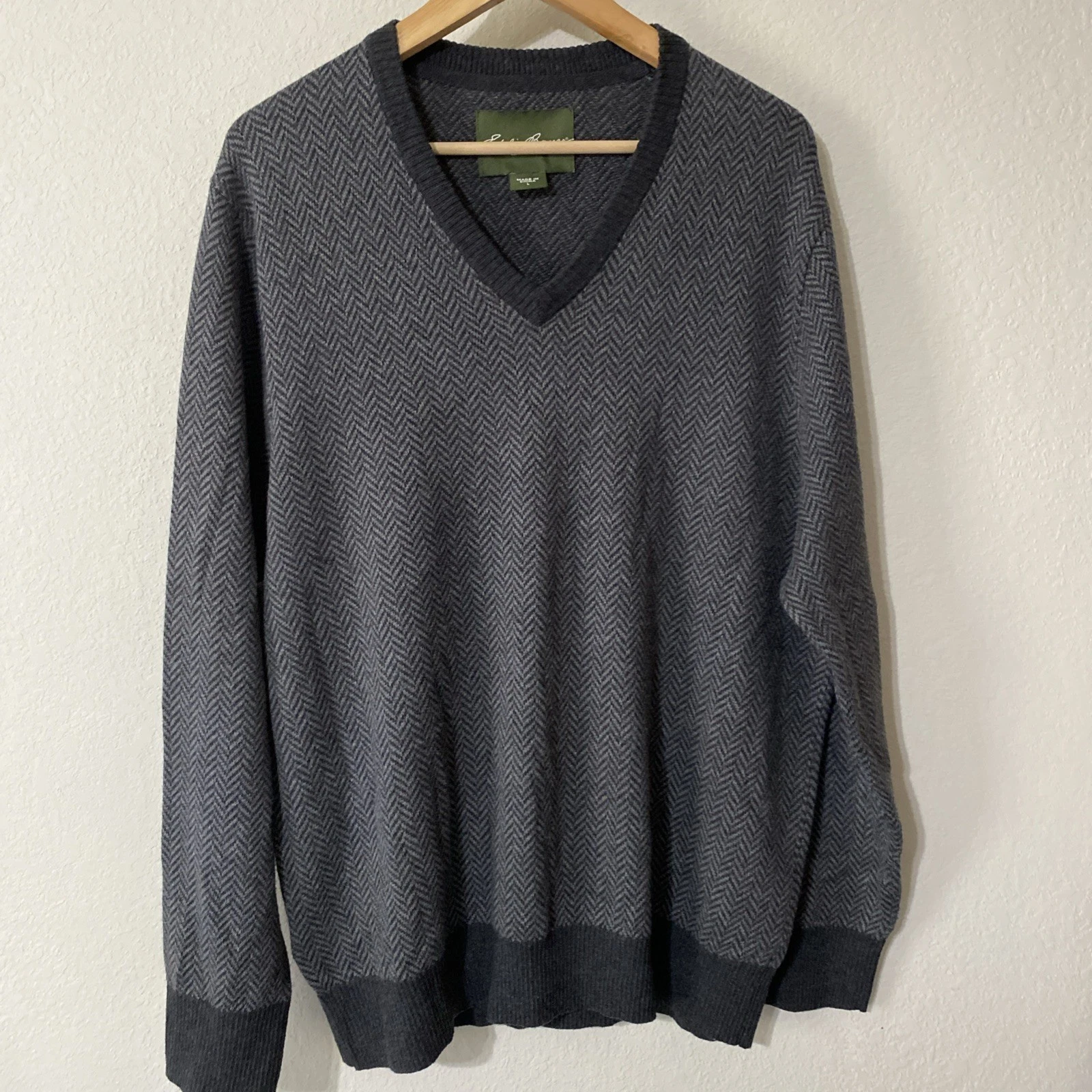 Eddie Bauer Fall Sweater Mens L Cotton Cashmere Gray Herringbone Vneck Classic
