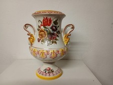 Grand pot avec anses en faïence multicolore en bon état 