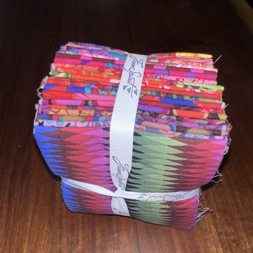 KAFFE FASSETT - AUGUST 2020 - HOT-FAT QUARTER BUNDLE FREE SPIRIT - Bild 6 von 13