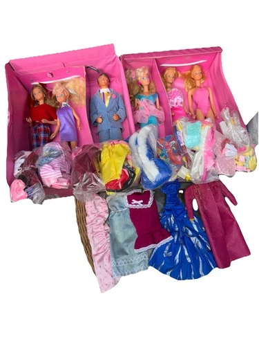 VTG 1960s, 1980’s Barbie Mattel LOT 5 Dolls, 1 Ken, Barbie Clothes Carrying Case