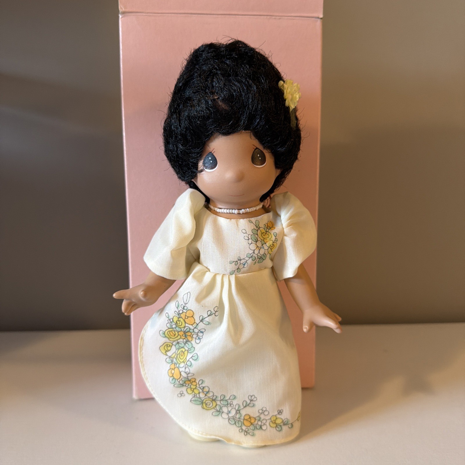 Vtg Precious Moments — CORY Filipino — Children of the World Vinyl 9