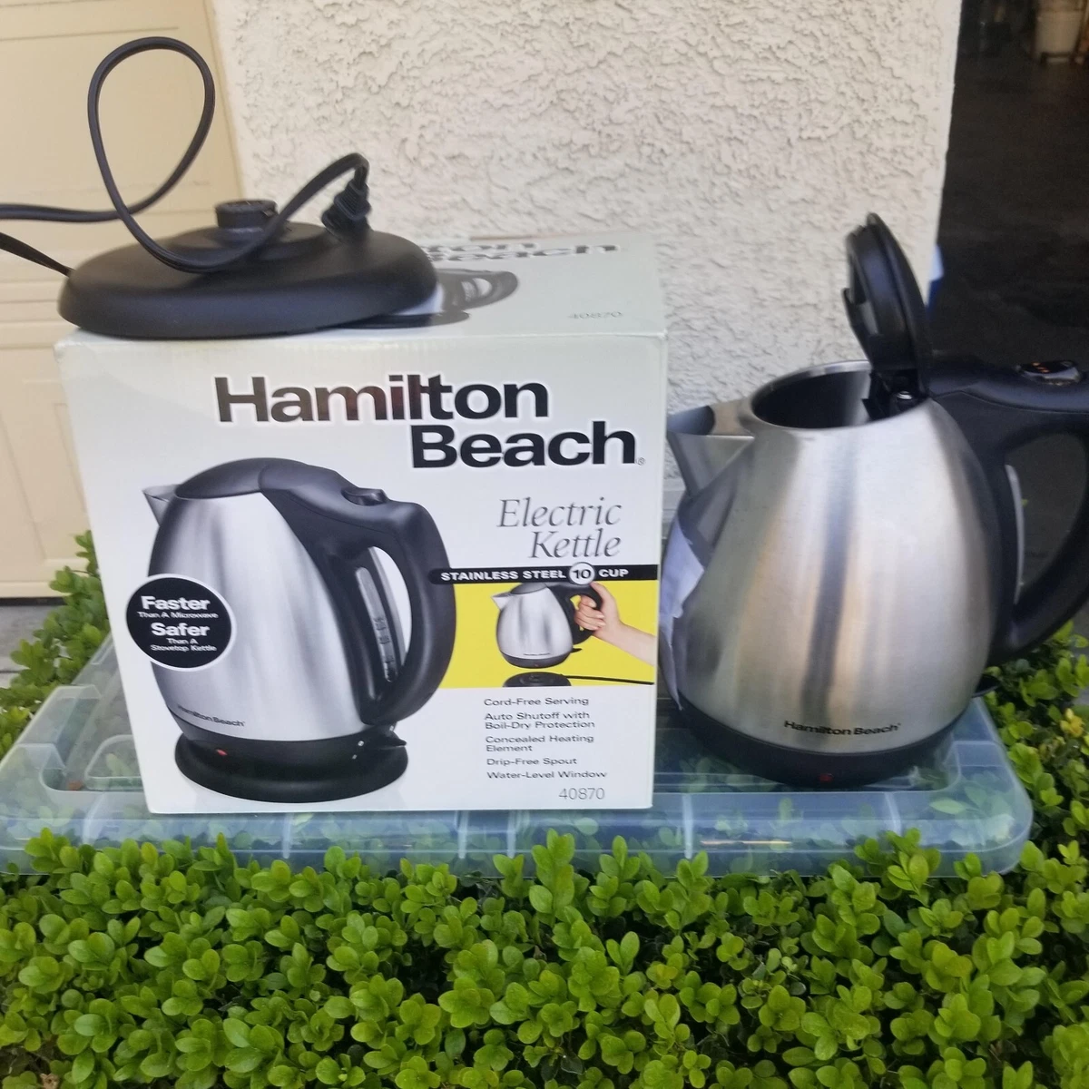 Hamilton Beach Electric Kettle Stainless Steel 1.7 Liter Silver/Black, new