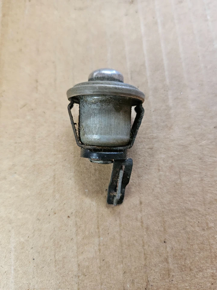 Arrancador de botón de encendido Lincoln Continental de la década de 1940 OEM Foto 3 de 4