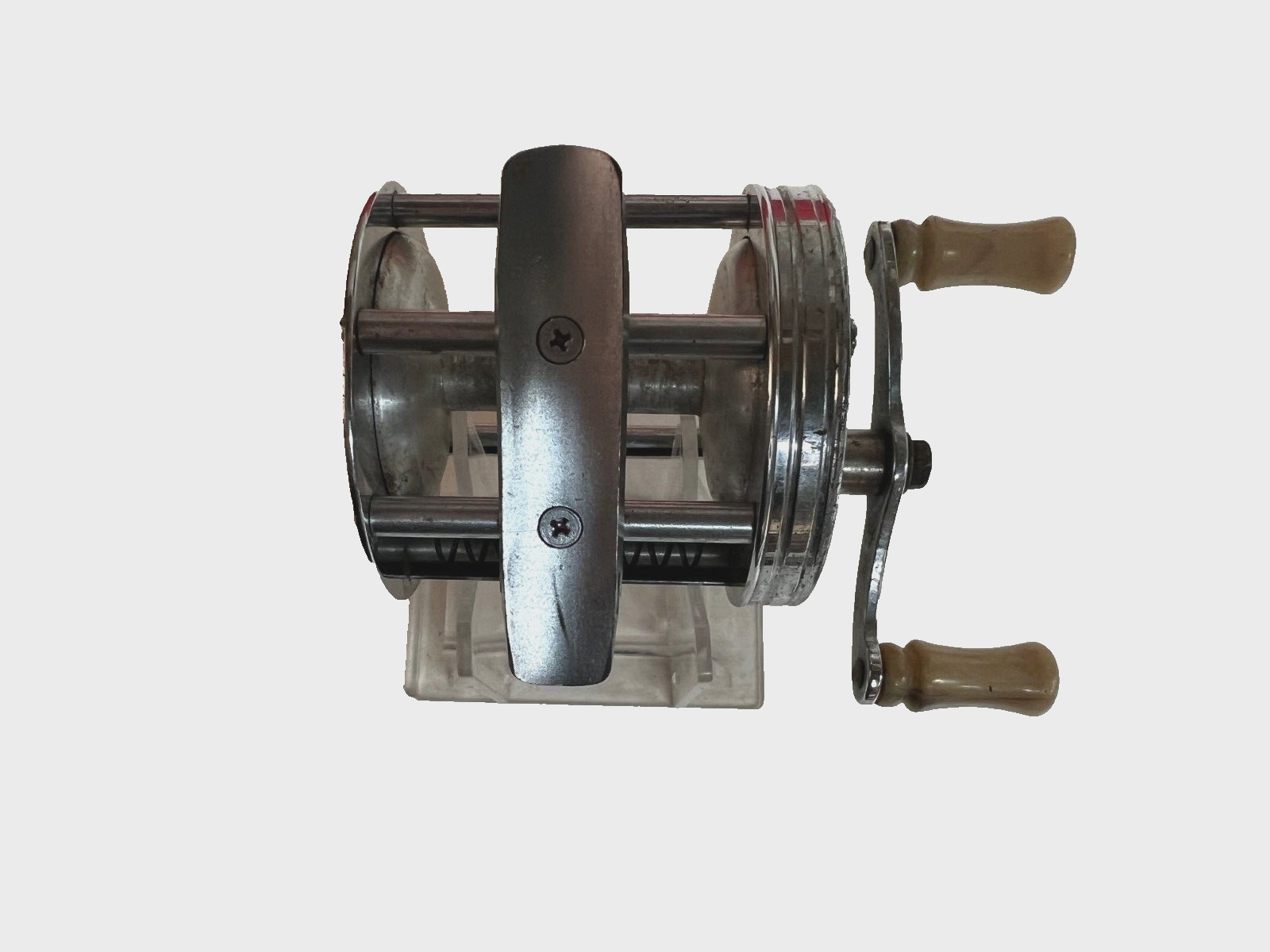 Vintage Pflueger Trump No. 1943 Bait Casting Fishing Reel USA