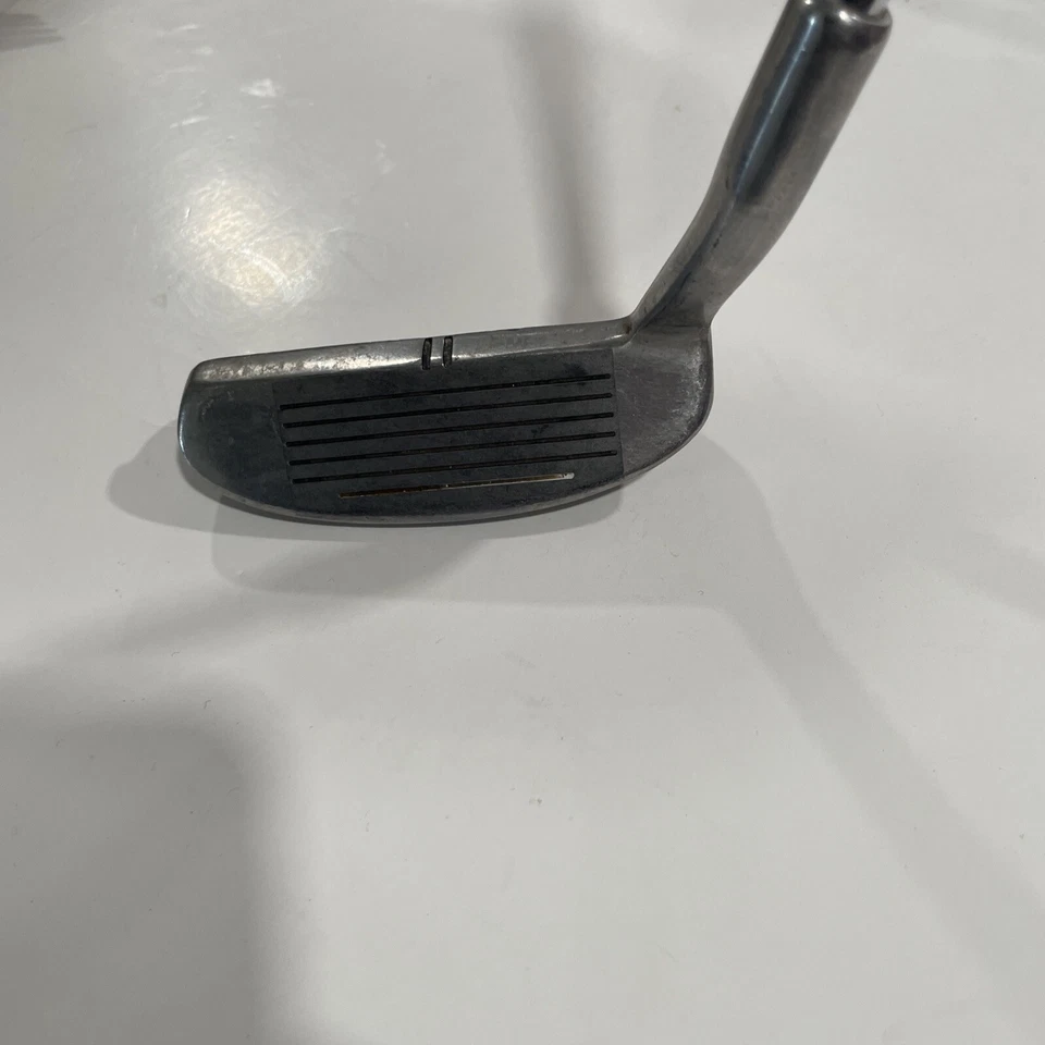 PREOWNED Dunlop Tour Special Stainless Chipper Right Handed RH Steel Shaft - Image 2 of 4
