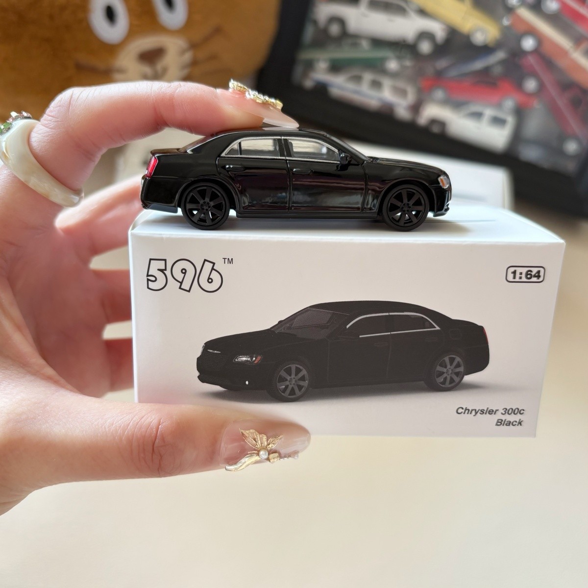 596 Model 1:64 Chrysler 300C Black/white Alloy Car Model | eBay