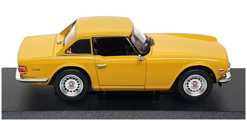 Vanguards 1/43 Scale VA14702 - Triumph TR6 (Hard Top) - Mimosa Yellow - Image 3 of 4