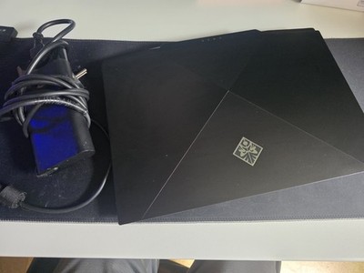 HP Omen 15.6'' 144Hz, I7 9750H, RTX 2060m 6GB, 16GB RAM, 512GB SSD 1TB HDD