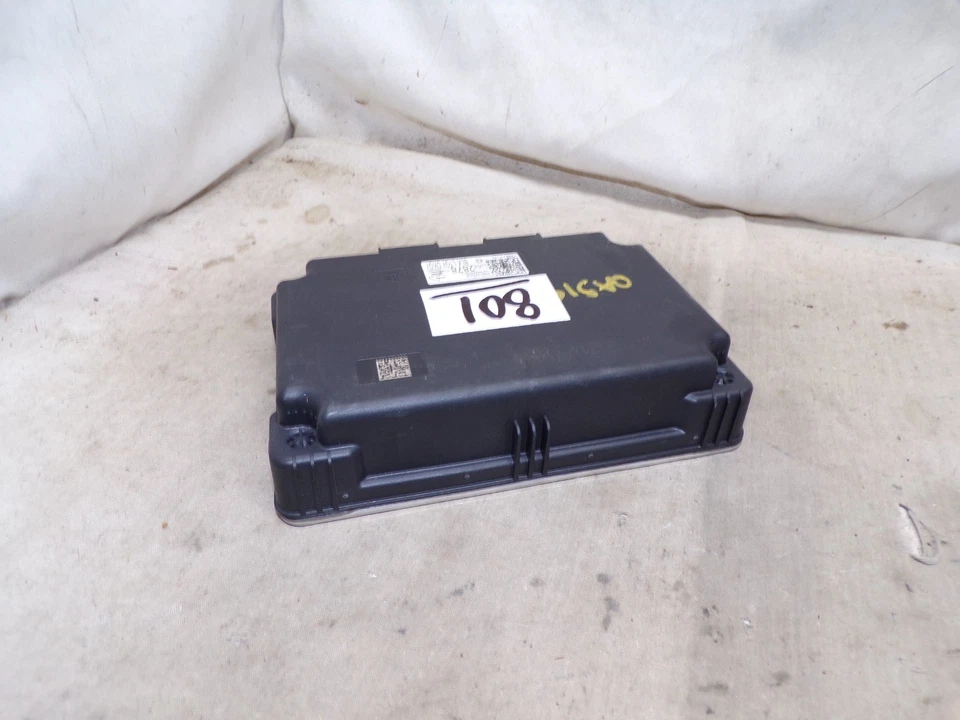 Módulo de puerta de enlace de red 21 22 23 24 Cadillac Chevrolet GMC 13542878 B801 Foto 2 de 4