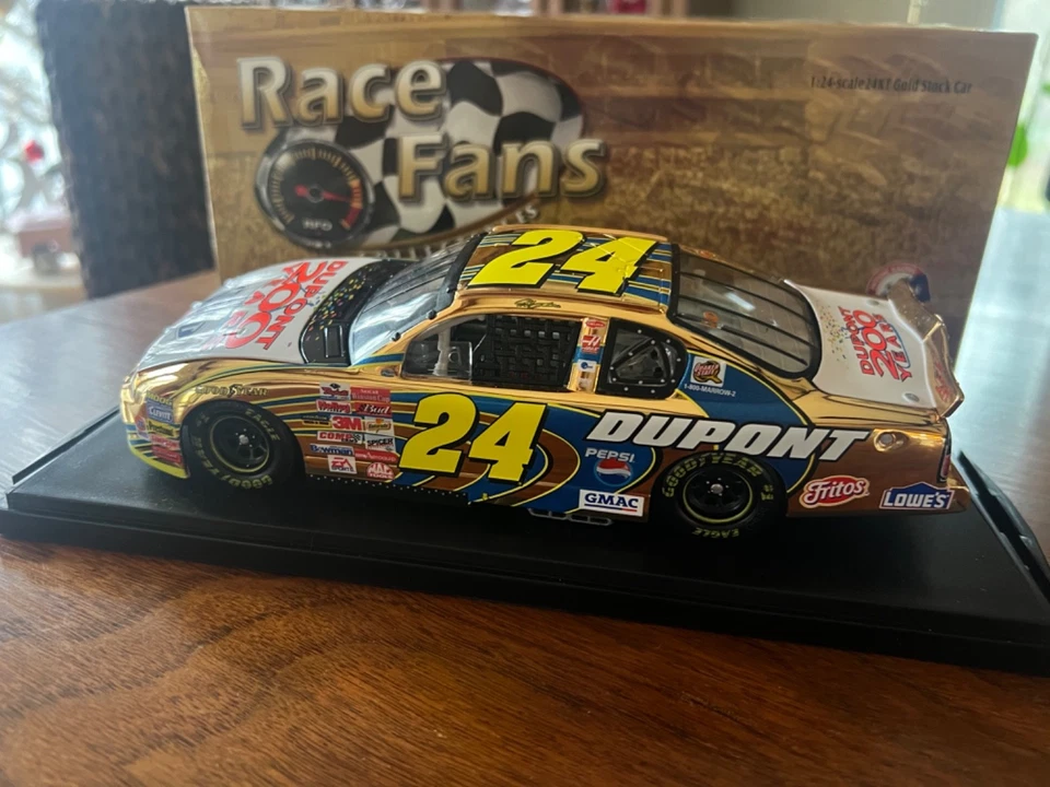 Chevy Jeff Gordon escala 1:24 2002 aficionados a la carrera oro 24k Dupont 200 años Foto 3 de 4