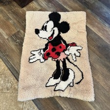Vintage Walt DISNEY Minney Mouse Latch Hook Rug Wall Hanging Handmade 28  x40  