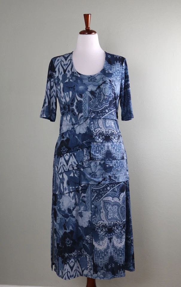 Vestido CHICO'S $129 Slinky Floral Paisley Plisado en Niveles Talla 1 EE. UU. Mediano 8/10 Foto 2 de 4