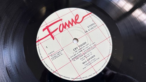NILS LOFGREN - CRY TOUGH NEAR MINT VINYL LP / 'FAME' REISSUE - Picture 6 of 9